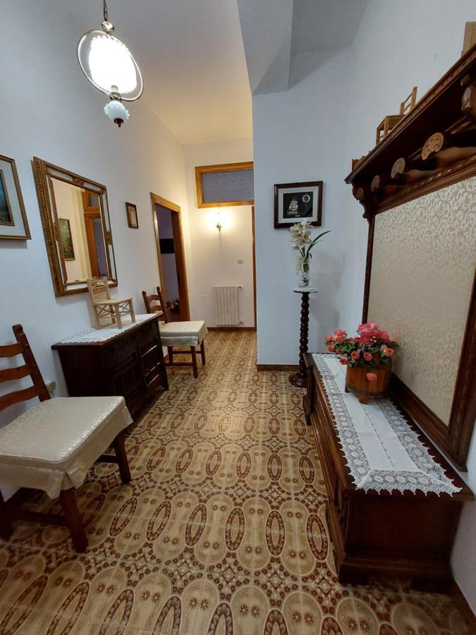 Casa Peppa Apartment Олбия Екстериор снимка